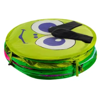 namiot dziecięcy gąsienica w domowym pokoju