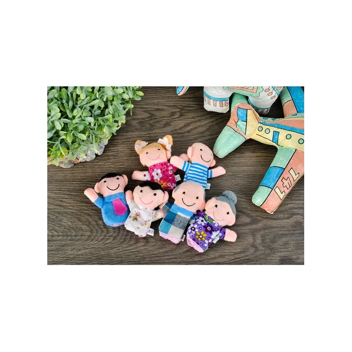 Wielokolorowe kukiełki dla dzieci rozwijające wyobraźnię