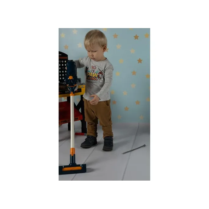 opakowanie produktu z widocznym odkurzaczem pionowym dla dzieci