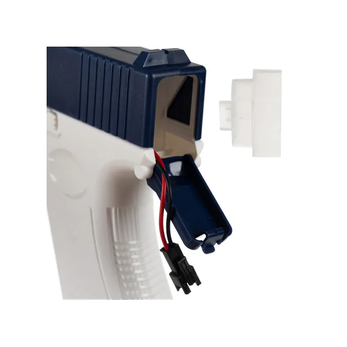 Detal mocowania magazynka w pistolecie na wodę