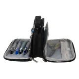 Wnętrze piórnika z elastycznymi gumkami na długopisy