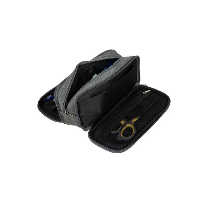 Wnętrze piórnika z materiałowymi i siateczkowymi kieszonkami