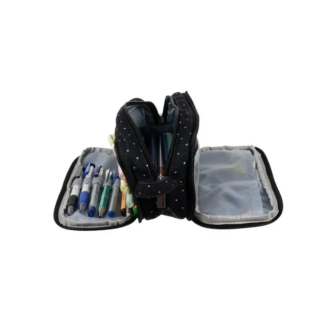 Elastyczne uchwyty w trzeciej komorze piórnika na długopisy