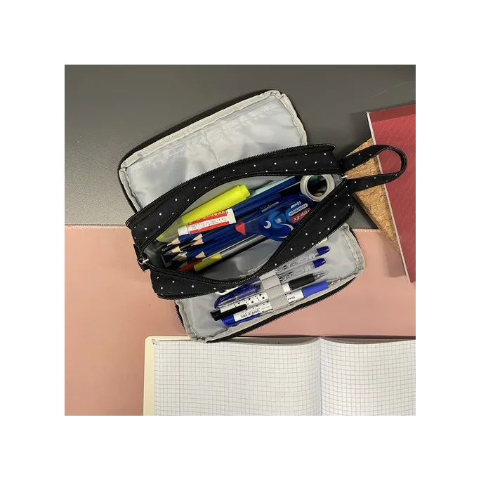 Piórnik Maaleo 24511 służący jako organizer na biurko