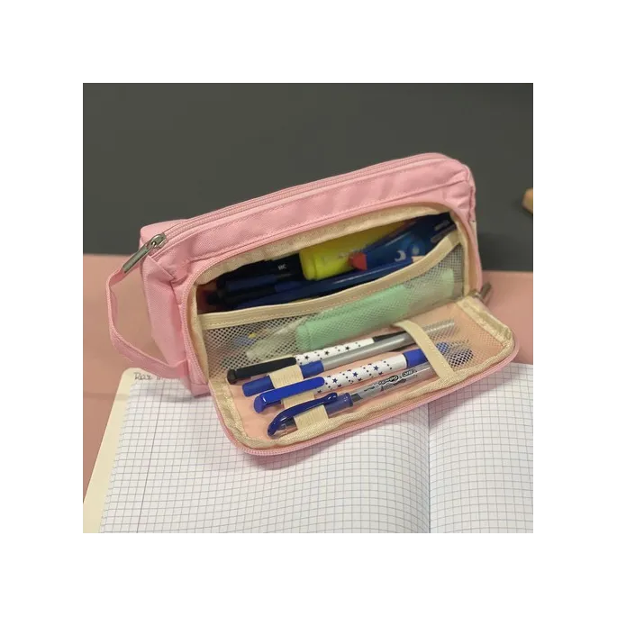 Maaleo 24519 prezentuje się lekko i nowocześnie na biurku ucznia