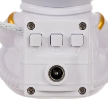 zestaw z projektorem astronautą i przewodem usb