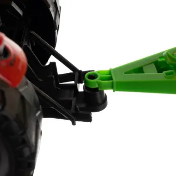 traktor i przyczepa gotowe do przewozu ładunków