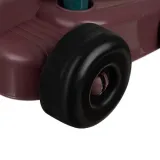 gąbka i ściereczka na tacy zestawu do zabawy w sprzątanie