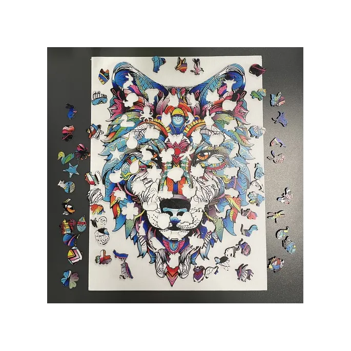 zmontowana układanka z realistycznym motywem wilka