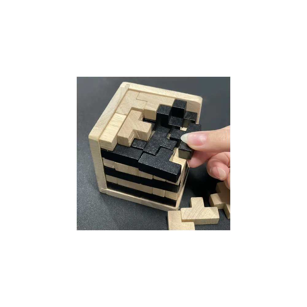 Klocki z literką T przygotowane do startu zabawy