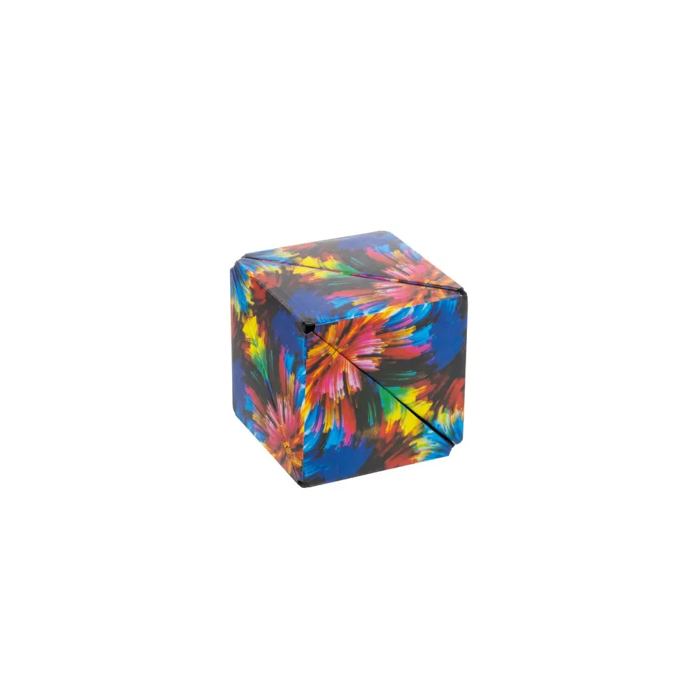 Widok łamigłówki składającej się z wielobarwnych części