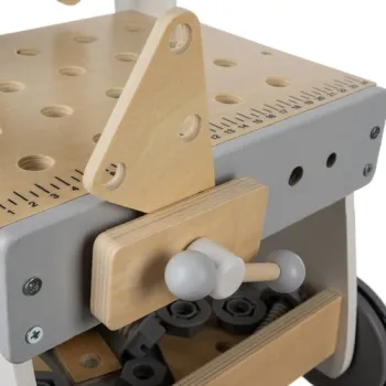 praktyczna półka na akcesoria pod blatem warsztatu