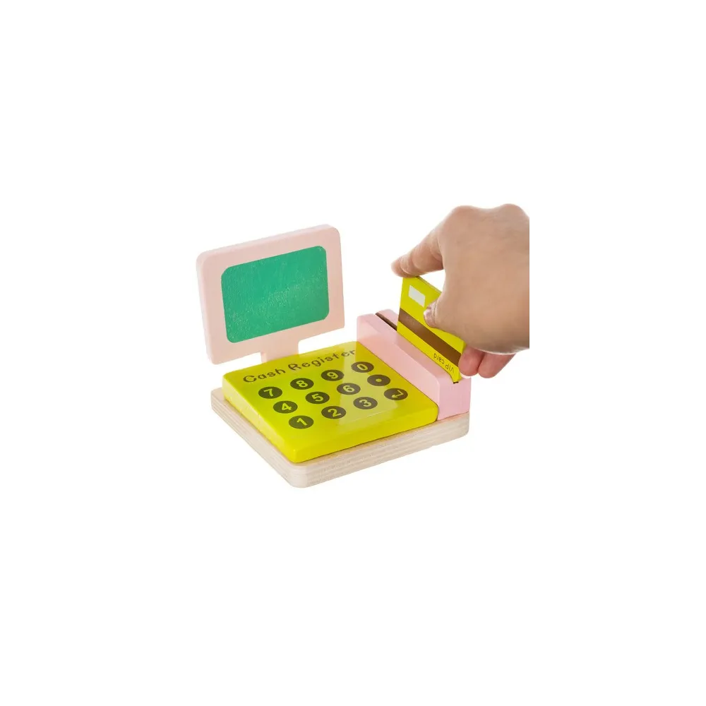 detal drewnianej kasy z przyciskami i miejscem na kartę płatniczą