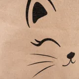 Organizer z zamknięciem na sznurek i stoperem zabezpieczającym zawartość