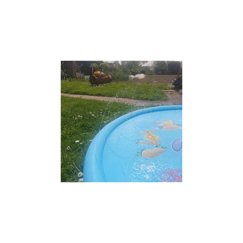 fontanna wodna aktywna na obrzeżu maty