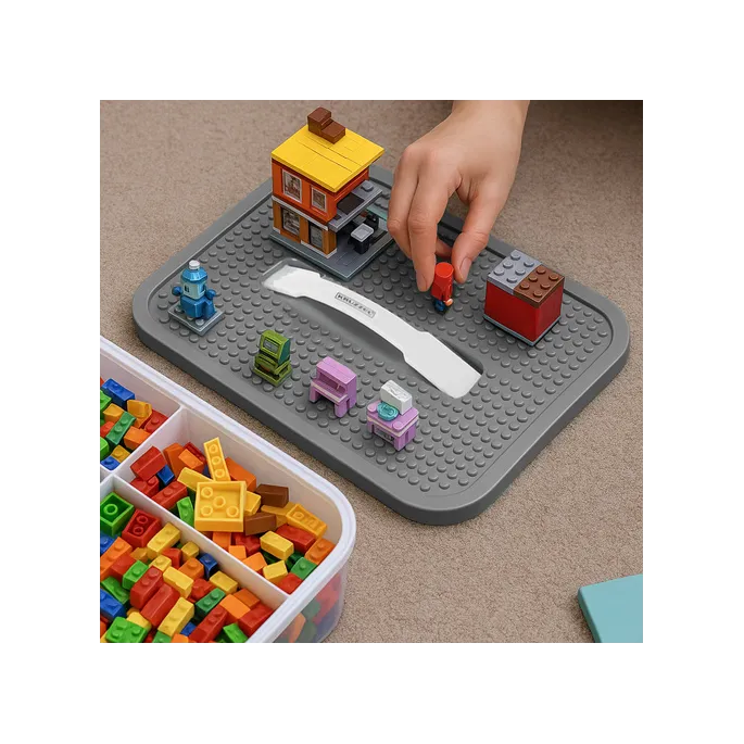 Transparentne boki umożliwiające podgląd segregowanych klocków