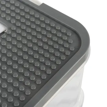 Organizer na klocki Kruzzel 25757 ustawiony w dziecięcym pokoju