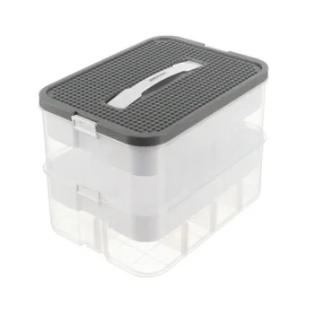 widok z góry na pojemnik do segregacji akcesoriów