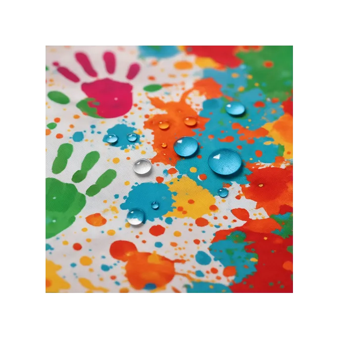 Fartuch ochronny dla dzieci w żywych kolorach zachęcających do zabawy