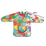 długi fartuch dziecięcy kruzzel z elastycznymi mankietami i luźnym krojem