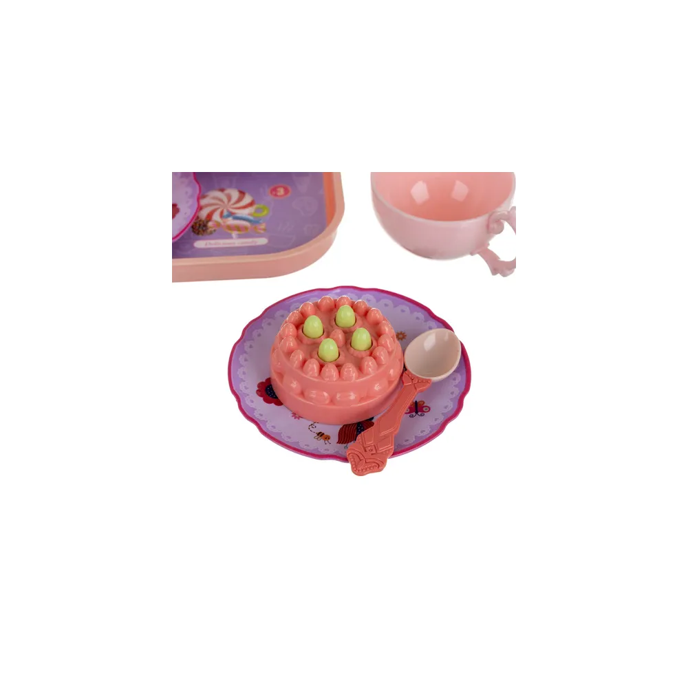 praktyczna walizka mieszcząca cały zestaw herbaciany dla dzieci