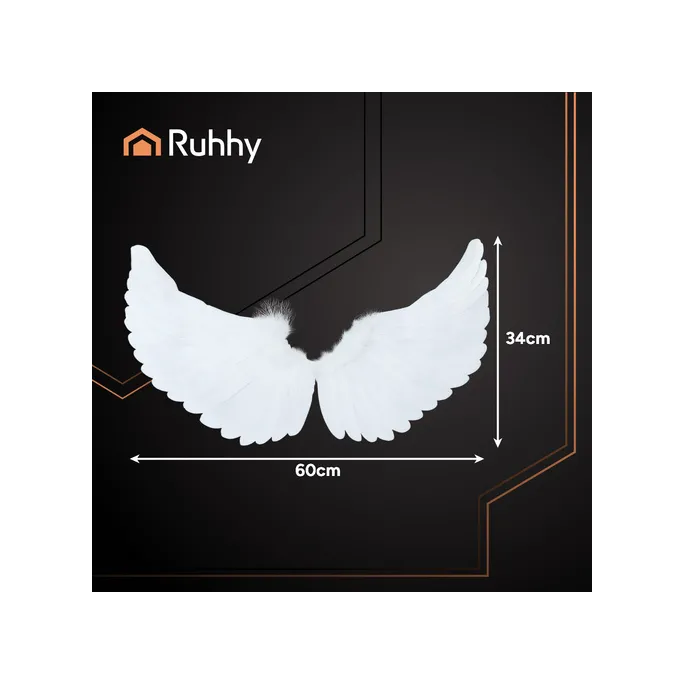 Skrzydła anioła z puszystą białą aureolą na opasce