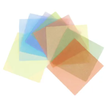 Detal wzorzystej chusteczki dołączonej do sorter pudełka