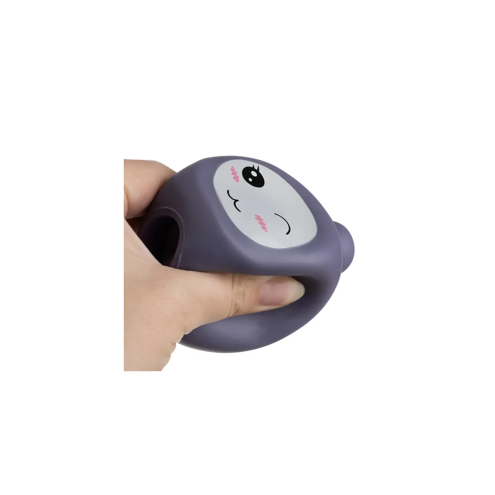 Kolorowe pudełko z klockami sensorycznymi przeznaczone do przechowywania