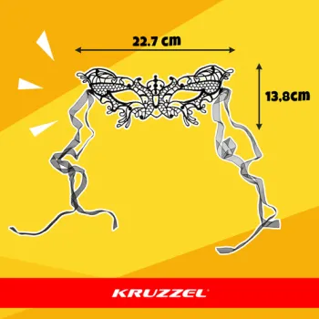 wielokolorowe skrzydła motylka rozłożone na tle jasnej powierzchni