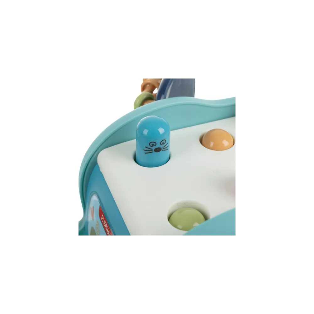 widok detalu korpusu z wyrazistymi kolorami i fakturami