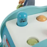 widok detalu korpusu z wyrazistymi kolorami i fakturami