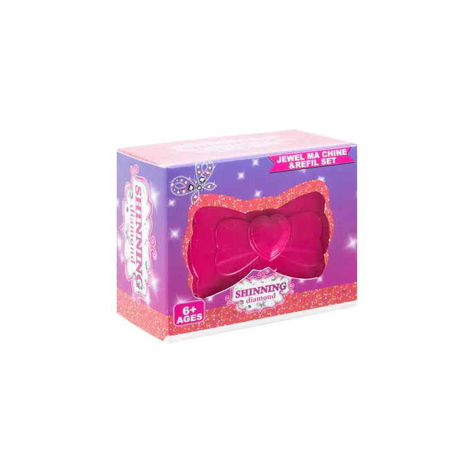 zbliżenie na mechanizm maszynki do ozdabiania diamencikami