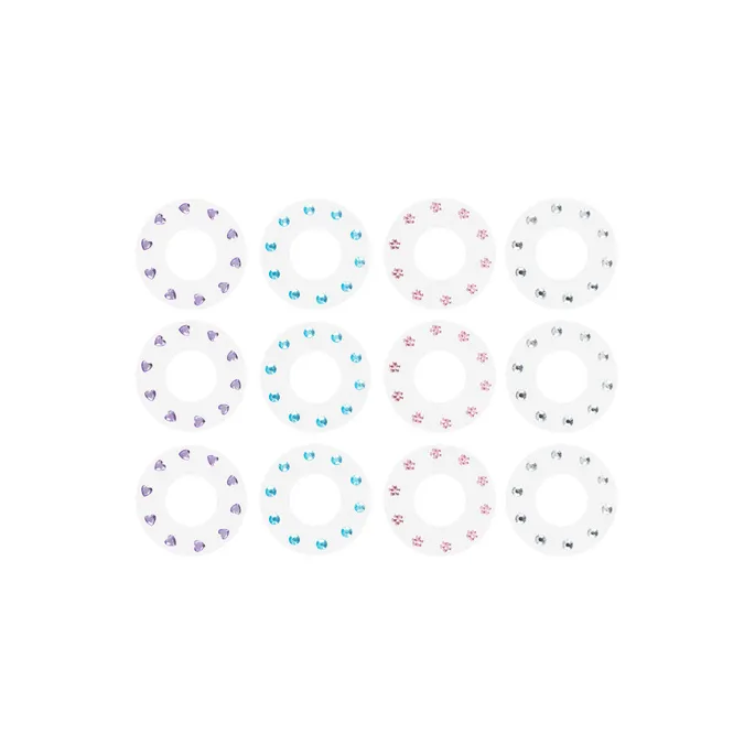 maszynka do dekorowania ubrań i włosów na białym tle