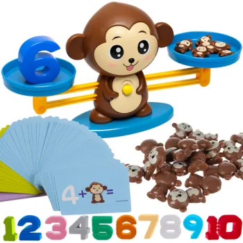 Kolorowa małpka jako zabawkowa waga szalkowa dla dzieci