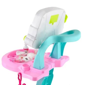 komplet dziecięcych narzędzi medycznych z kolorowym wózkiem