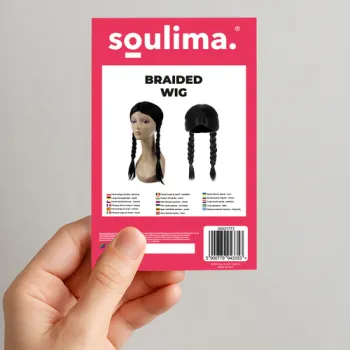 Peruka w formie dwóch gotowych czarnych warkoczy na manekinie