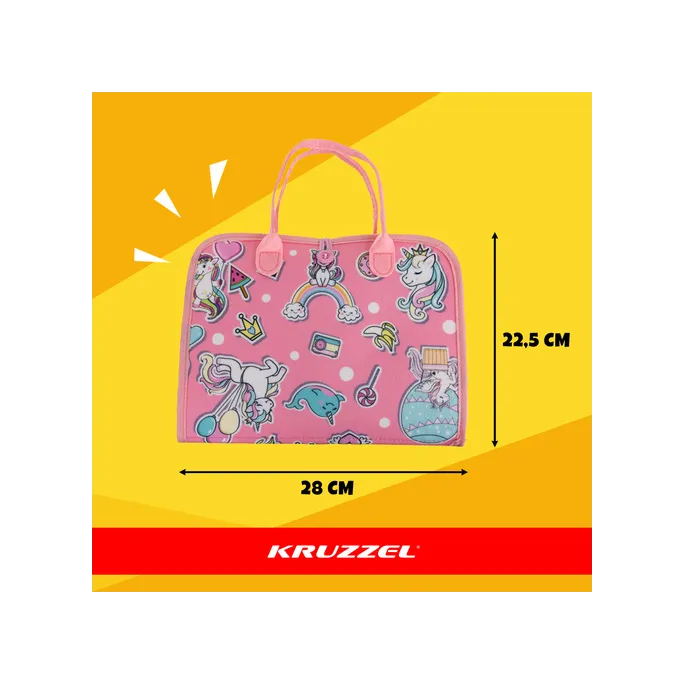 zbliżenie na motyw jednorożca na okładce książeczki kruzzel