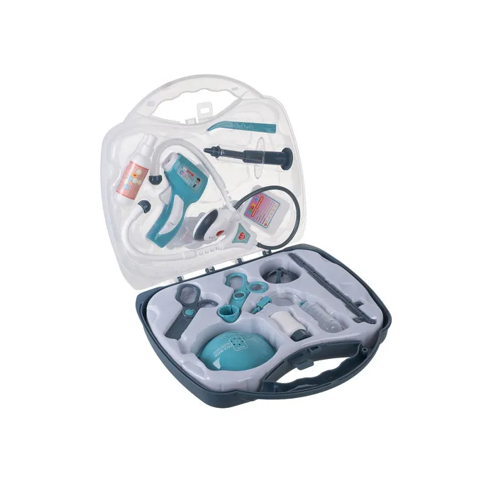 Komplet lekarski dla dzieci na białym tle