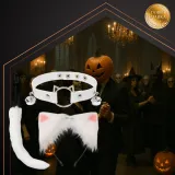 detal chokera z dwoma dzwoneczkami z zestawu kota lisa Ruhhy