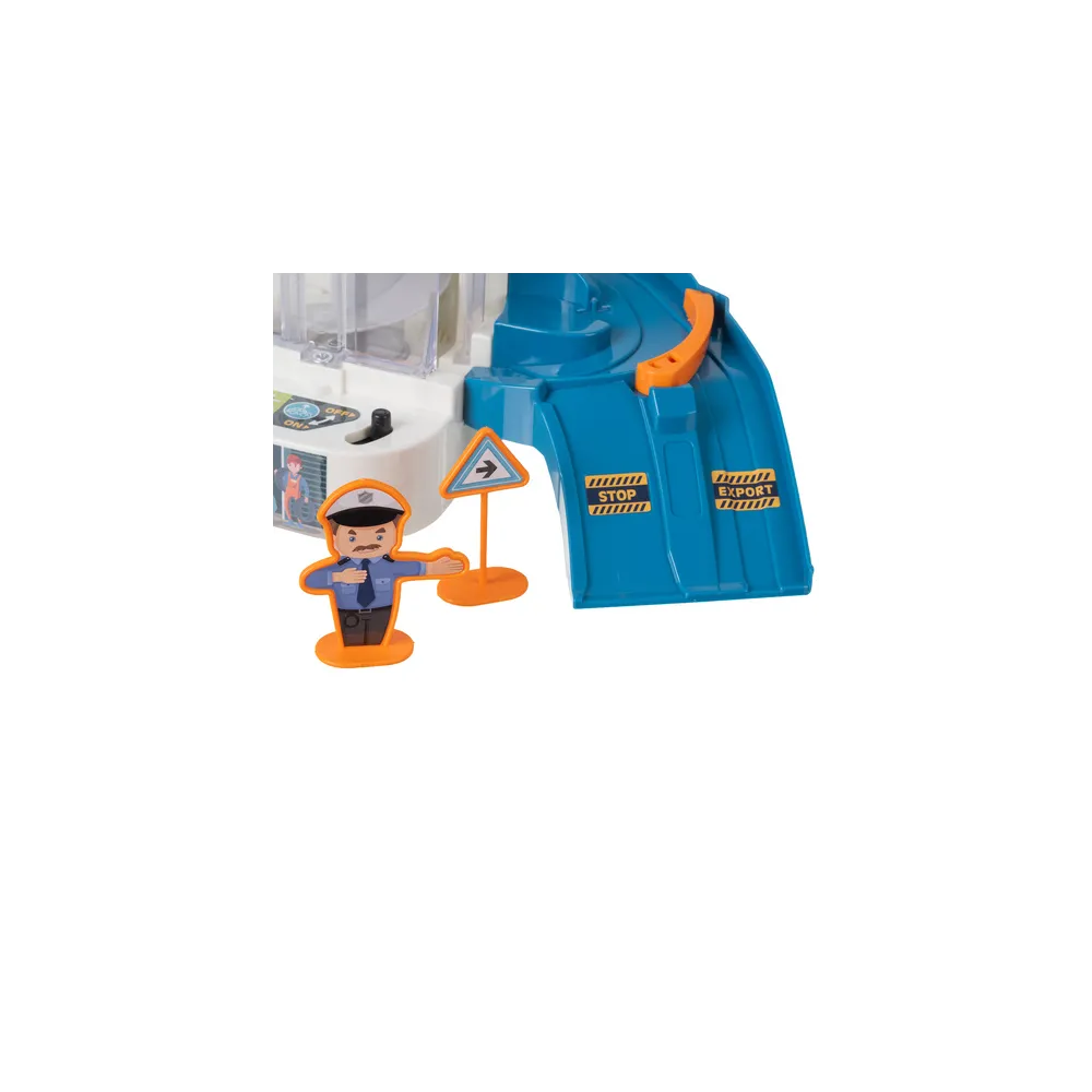 parking w rozłożonej formie stojący na tle białym