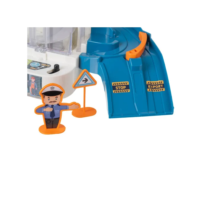 parking w rozłożonej formie stojący na tle białym