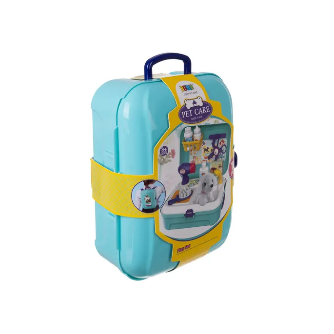 zbliżenie na szczotkę, suszarkę i nożyczki z kompletu