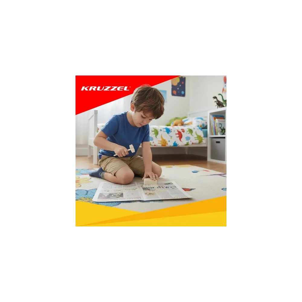 blok gipsowy z widocznym fragmentem szkieletu dinozaura