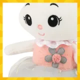 maskotka króliczek trzymana przez dziecko, rozmiar 45 cm