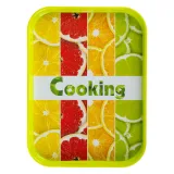 cały zestaw fast food widoczny z perspektywy dziecka