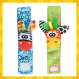 grzechotki dla dzieci z kontrastowymi wzorami i rzepami