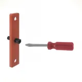 widok śrub, nakrętek i deseczek w zestawie