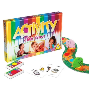 Gra Activity My First PIATNIK z elementami rysunku, gestów i opisu na stole