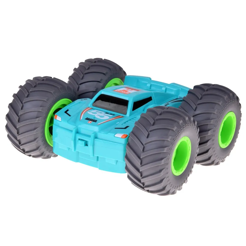 Pilot 2,4 GHz obok auta STUNT CAR do sterowania ruchem pojazdu