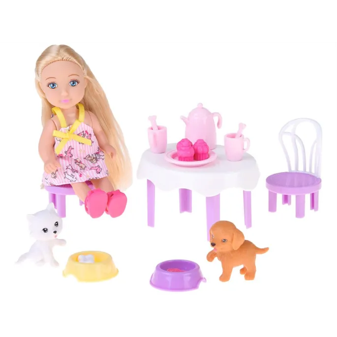 Zestaw PET PARTY z lalką, stolikiem i uroczymi zwierzątkami